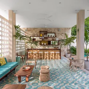 https://hotel-tiki-tiki.quintano-roohotels.com